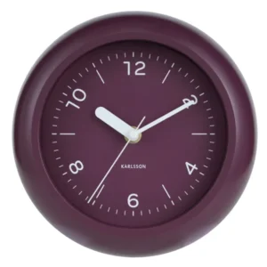Karlsson Wanduhr mit dunkelmauvem Ziffernblatt und weißen Zeigern, rundes Gehäuse