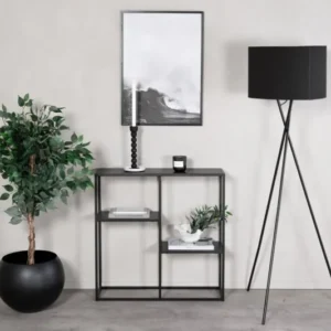 Regal Nerado – Schwarzes Metallregal im minimalistischen Design