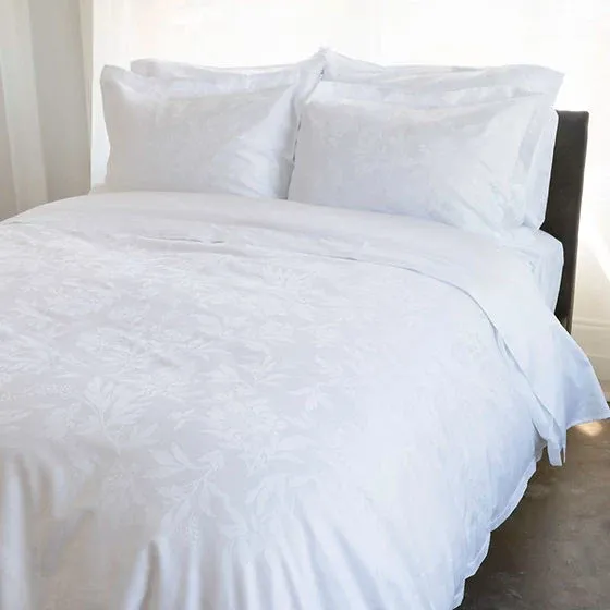 Giza 92 Flora Jacquard Duvet Cover – 100% Egyptian Extra Long-Staple Cotton, 400 TC / 800 Strand | St Genève