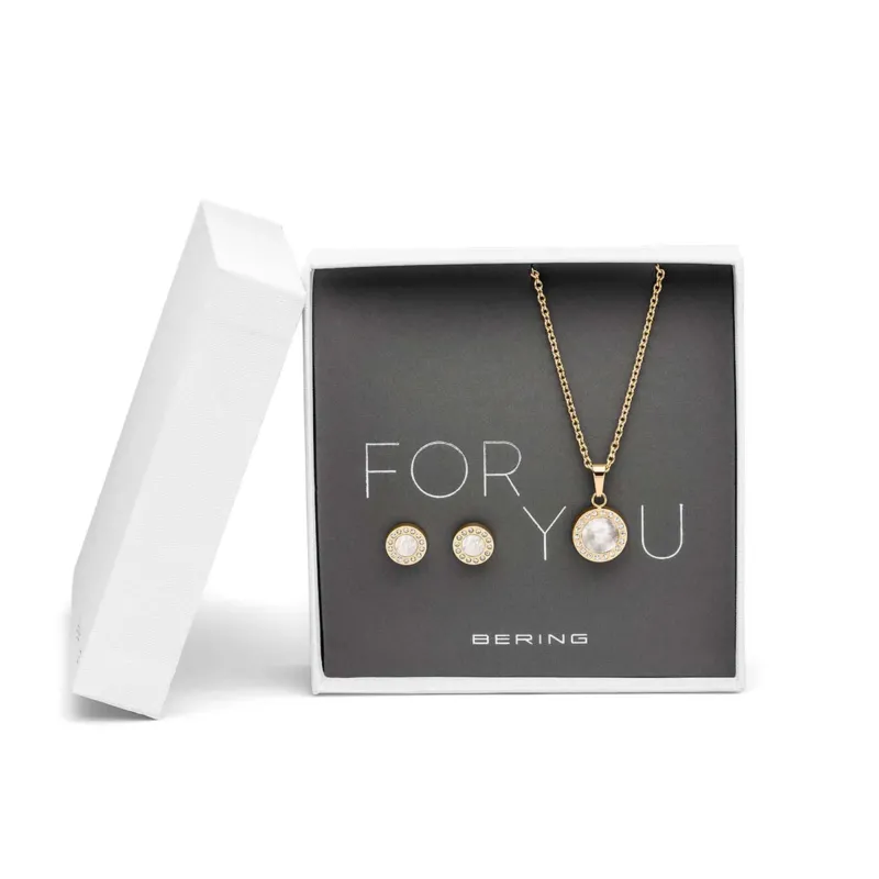 Schmuck-Set: goldfarbene Halskette mit Anhänger und runde Ohrstecker mit Stein