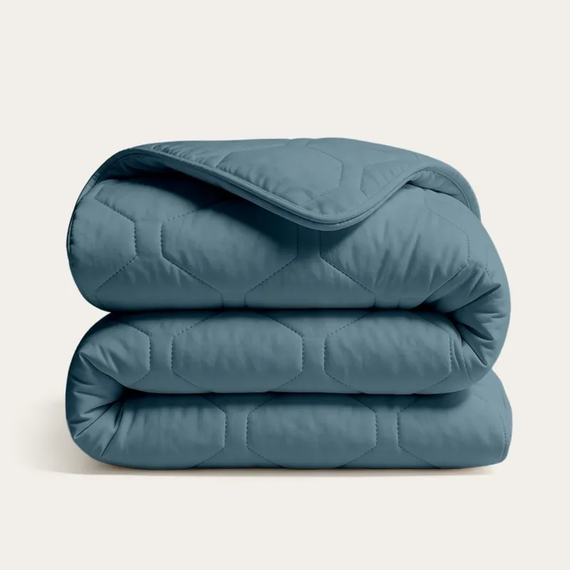 HappyBed dekbed Bluestone winterdekbed zacht blauw hypoallergeen warm comfort