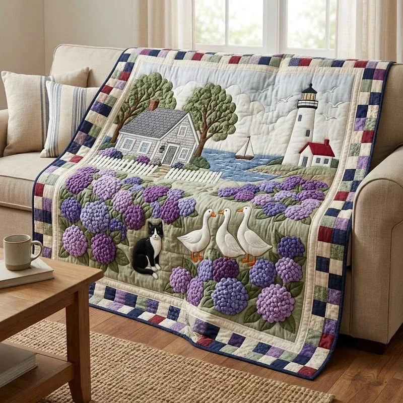 Lighthouse Hydrangea Bamboo Quilt Blanket